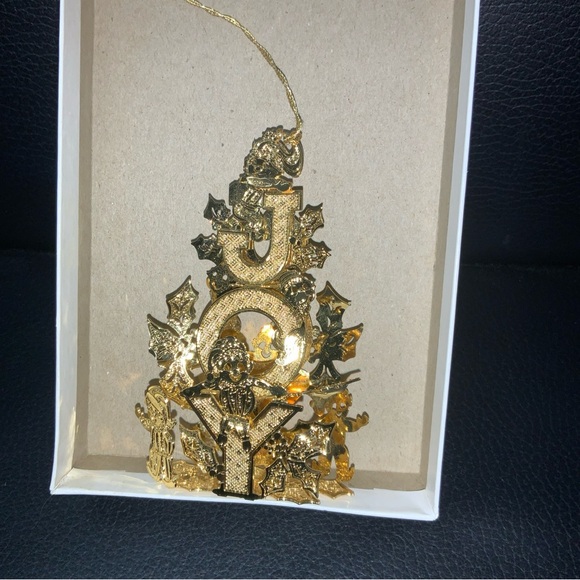 1996 Annual Gold Christian Ornament “Joy” By Danbury Mint - Picture 2 of 5